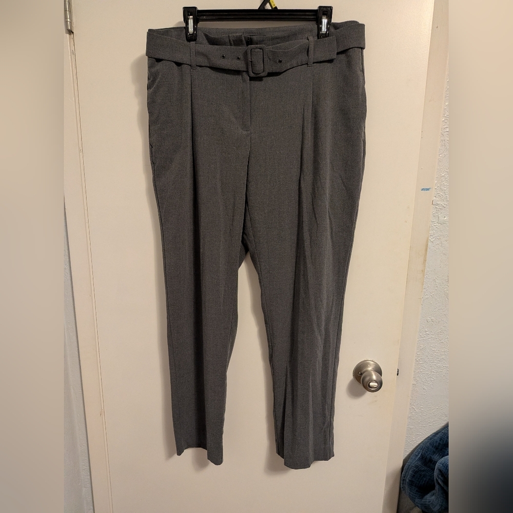 EUC Reitmans Grey Trousers With Matching Removable Belt - Petite Size 14